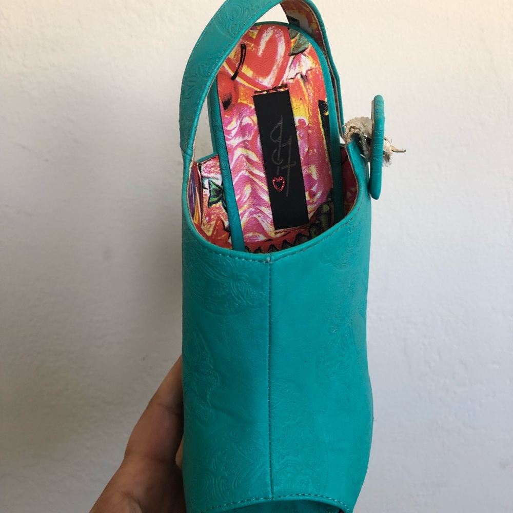 Platform heels - Picture 5 of 6